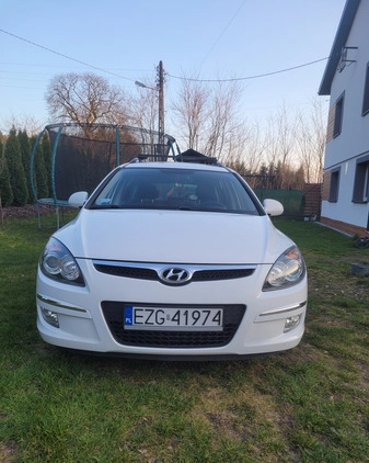 Hyundai I30 cena 20500 przebieg: 183000, rok produkcji 2009 z Zgierz małe 121